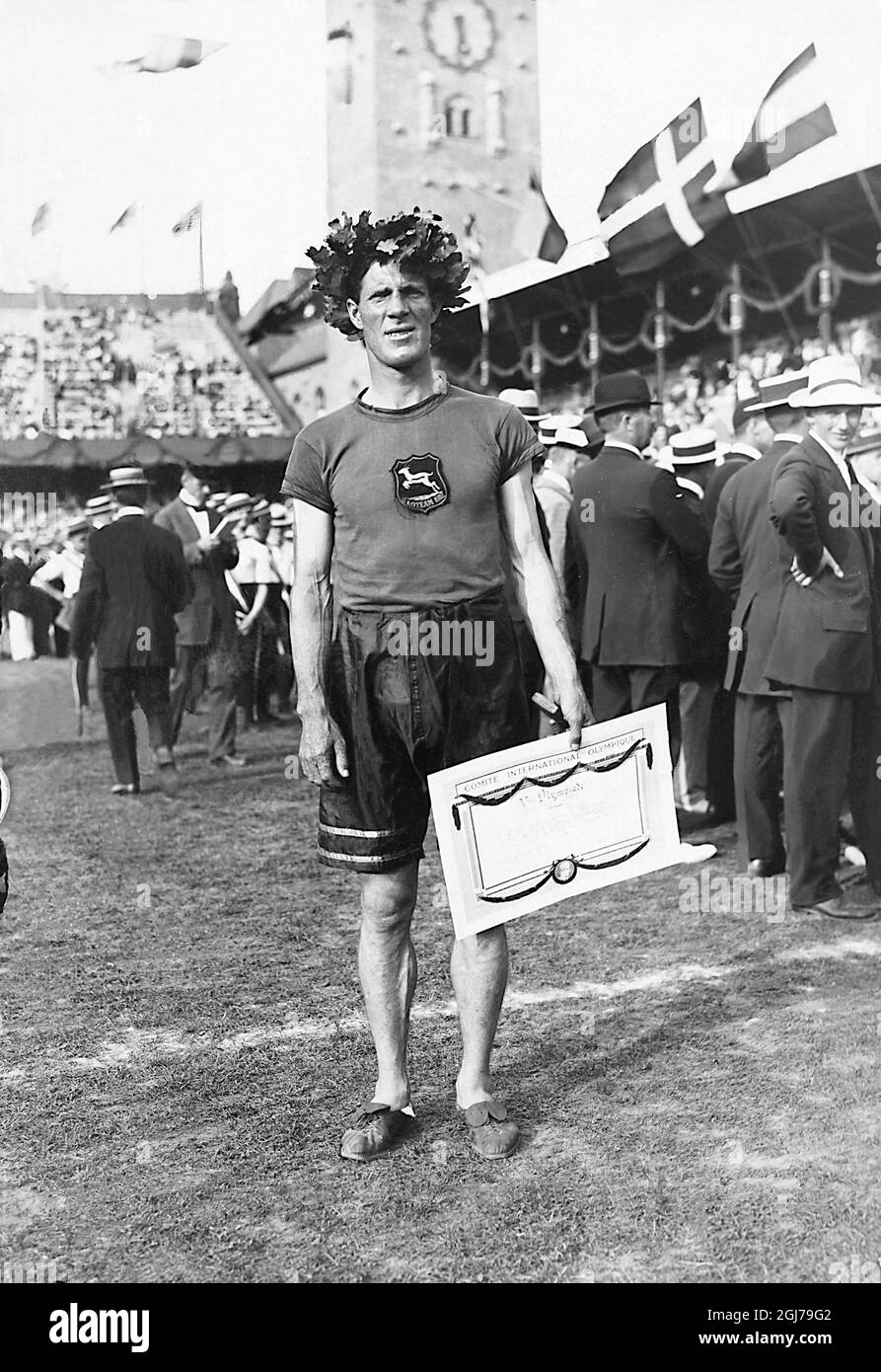 FILE 1912 Ken McArthur from South Afica won the marathon race, time 2.36.54,8 at the Olympics in Stockholm 1912. Foto:Scanpix Historical/ Kod:1900 Scanpix SWEDEN Stock Photo