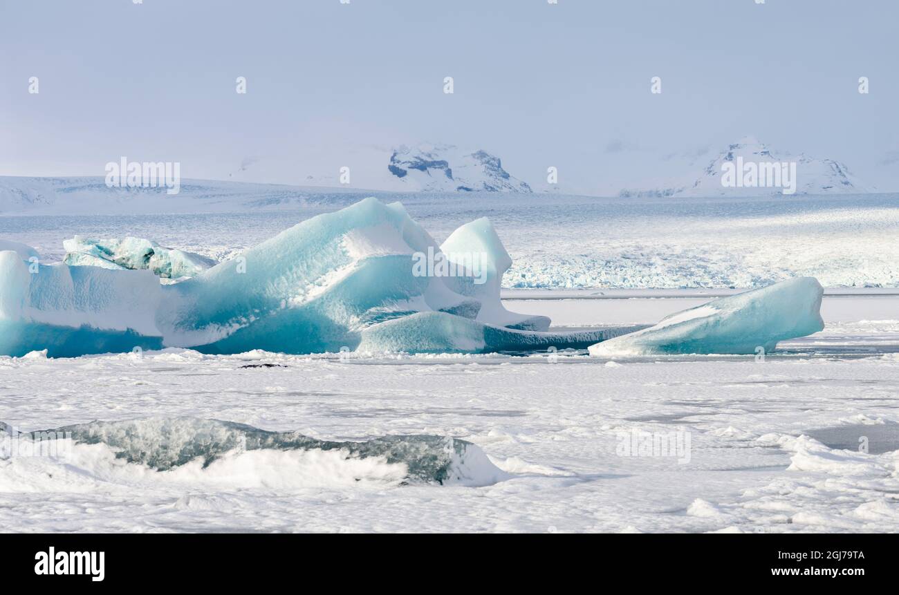 Glacial lagoon Jokulsarlon at Breidamerkurjokullin National Park Vatnajokull during winter. Northern Europe, Iceland. Stock Photo