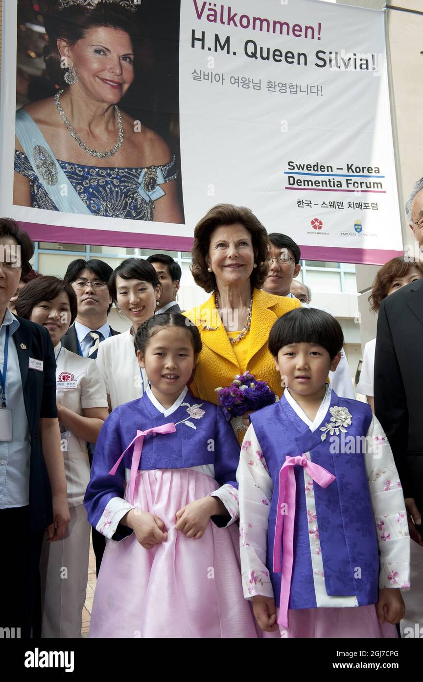 SEOUL 20120531 Queen Silvia to part in a Dementia Forum at Bucheon geriatric medical center in Seoul, South Korea, May 31, 2012. The Swedish Royals are on a four day State Visit to South Korea. Foto Jonas Ekstromer / SCANPIX kod 10030 Stock Photo