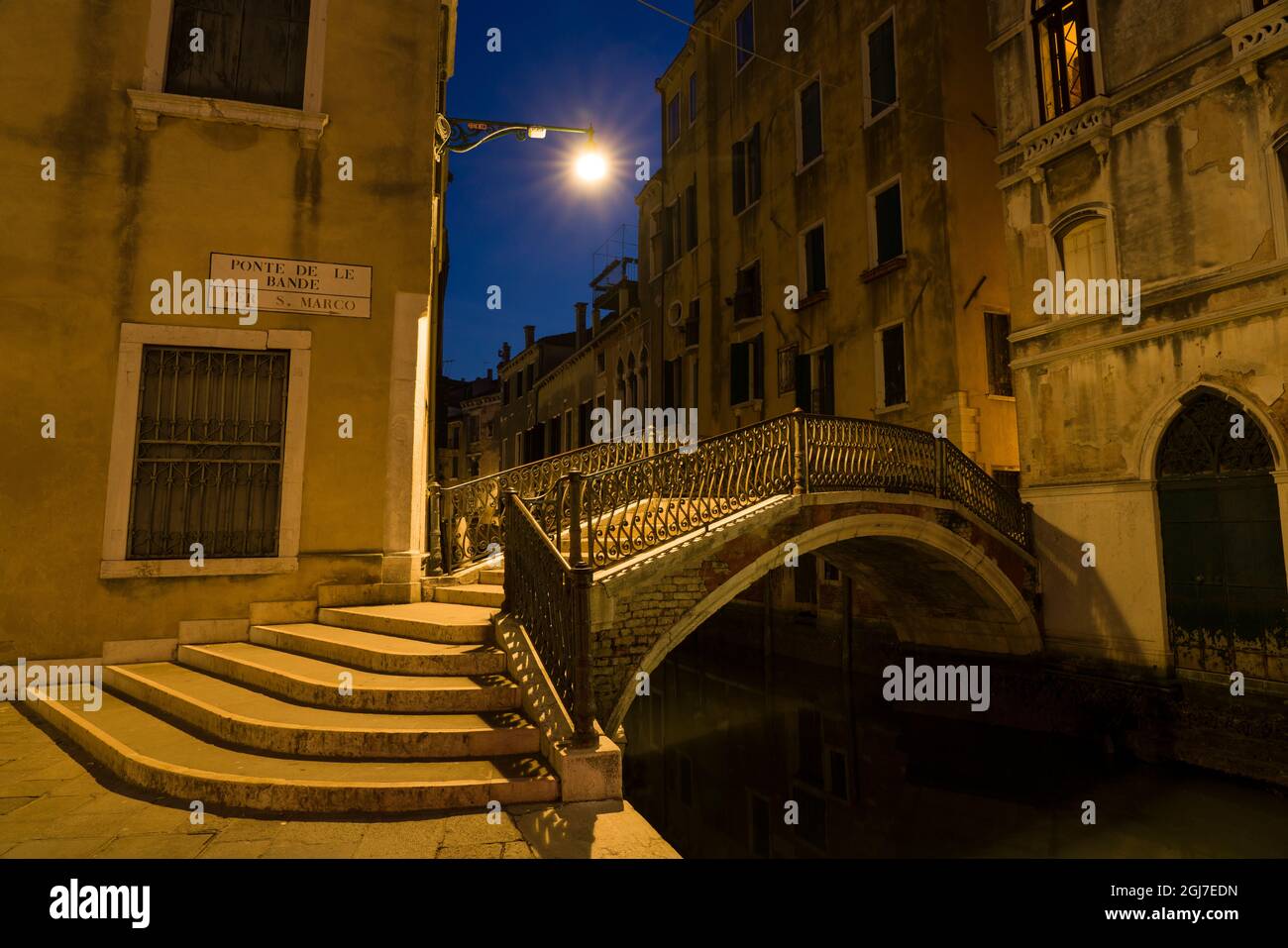 Blue hour venice hi-res stock photography and images - Alamy