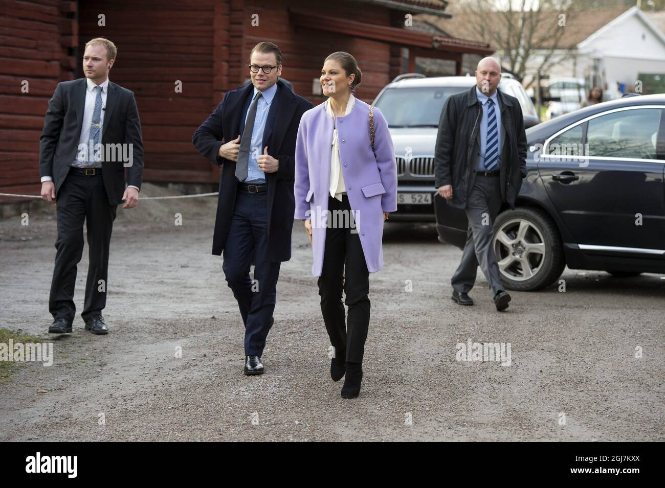 STOCKHOLM 20121121 Crown Princess Victoria and Prince Daniel are seen during the visit to an integration project in the city of Fagersta, Sweden, November 21, 2012. In the picture they visit the area Västanfors hembygdsområde, an old time open air museum. Foto: Stefan Söderström / XP / SCANPIX / kod 7120 ** OUT SWEDEN OUT ** Stock Photo