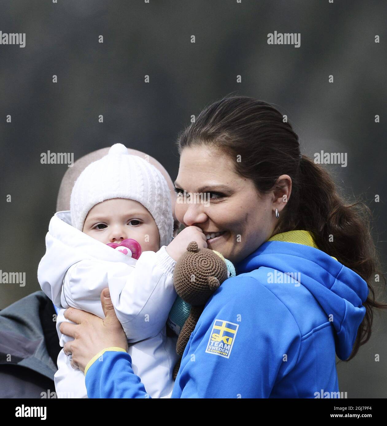 VAL DI FIEMME 20130226 Crown Princess Victoria and Princess Estelle are  seen watching ladies 10 km skiing in the World Cross country ski  Championships in Val Di Fiemme, Italy, February 26, 2013., image size:1261x1390