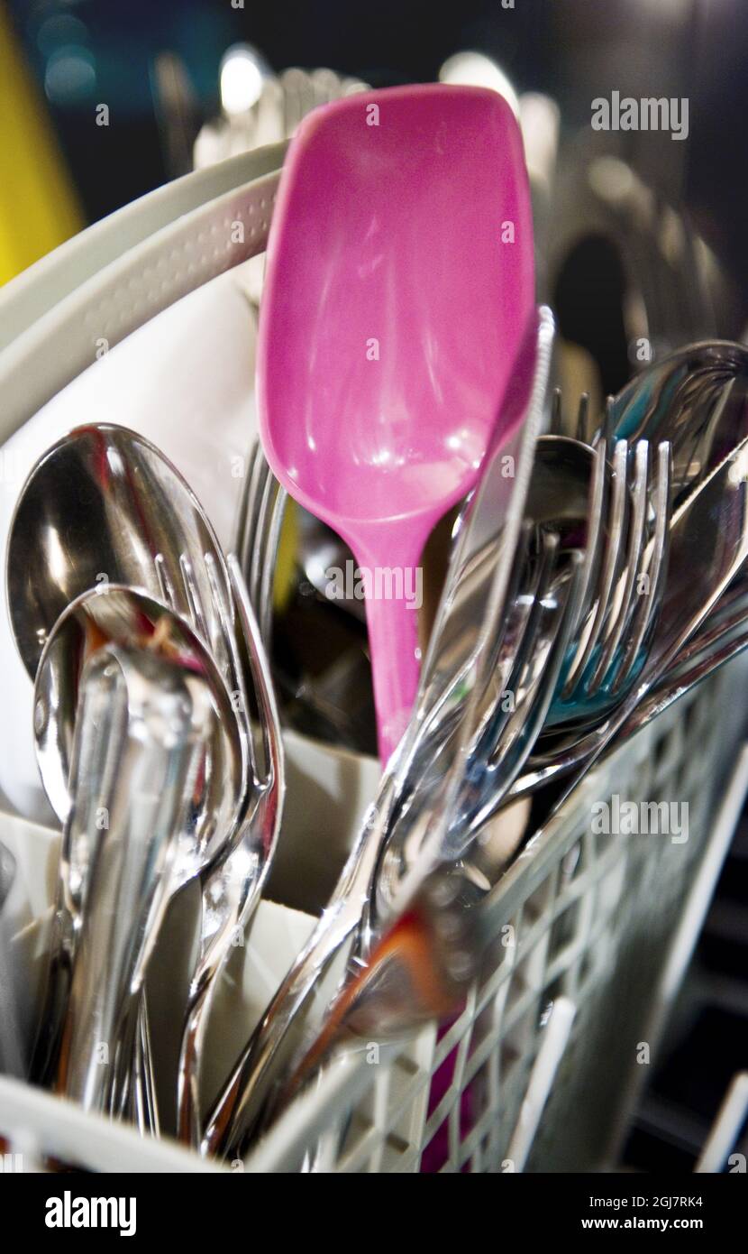Utensils in a dishwasher Stock Photo Alamy