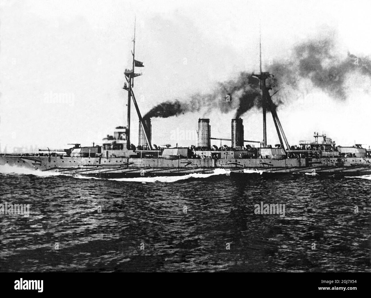 FILE 1914-1918. Picture from World War One. Battle ship Kawatschi from ...