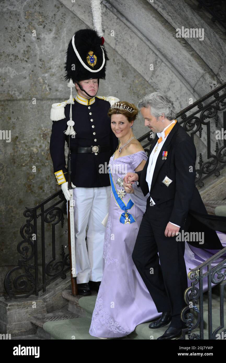 STOCKHOLM 20130608 Princess MÃ¤rtha Louis of Norway and Ari Behn leave after the wedding of Princess Madeleine of Sweden and Mr Christopher OÂ’Neill held at the Royal Chapel at the Royal Palace of Stockholm on Saturday June 8, 2013. Foto: Tobias Rostlund / SCANPIX / kod 1014  Stock Photo