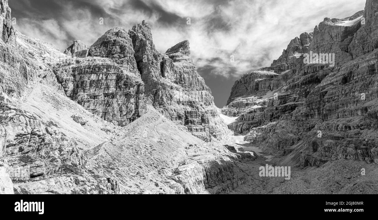 Bocca del Tuckett and Cima Sella. The Brenta Dolomites, UNESCO World ...