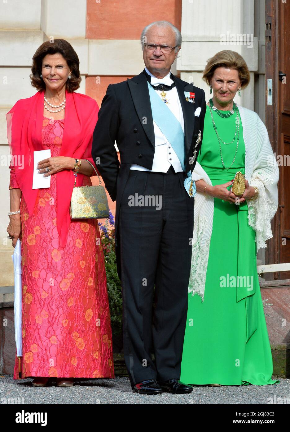 STOCKHOLM 2013-08-31 Queen Silvia, King Carl Gustaf and Queen Sonja arrive for the wedding at the Ulriksdal Palace Chapel in Stockholm, Sweden, August 31, 2013. The Swedish Kings godson Gustaf Magnuson (son of Princess Christina and Tord Magnuson) married model Vicky AndrÃ©n Saturday. Photo Jonas Ekstromer / SCANPIX / ** SWEDEN OUT ** Stock Photo