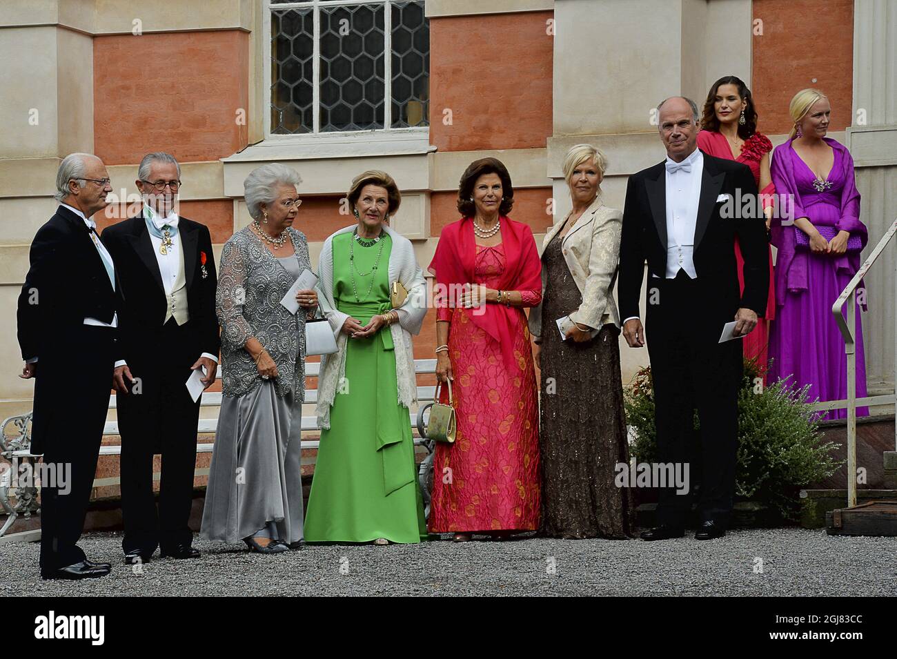 STOCKHOLM 2013-08-31 King Carl Gustaf, Tord Magnuson, Princess Christina, Queen Sonja, Queen Silvia and father of bride AndrÃ©n arrive for the wedding at the Ulriksdal Palace Chapel in Stockholm, Sweden, August 31, 2013. The Swedish Kings godson Gustaf Magnuson (son of Princess Christina and Tord Magnuson) married model Vicky AndrÃ©n Saturday. Photo Jonas Ekstromer / SCANPIX / ** SWEDEN OUT ** Stock Photo