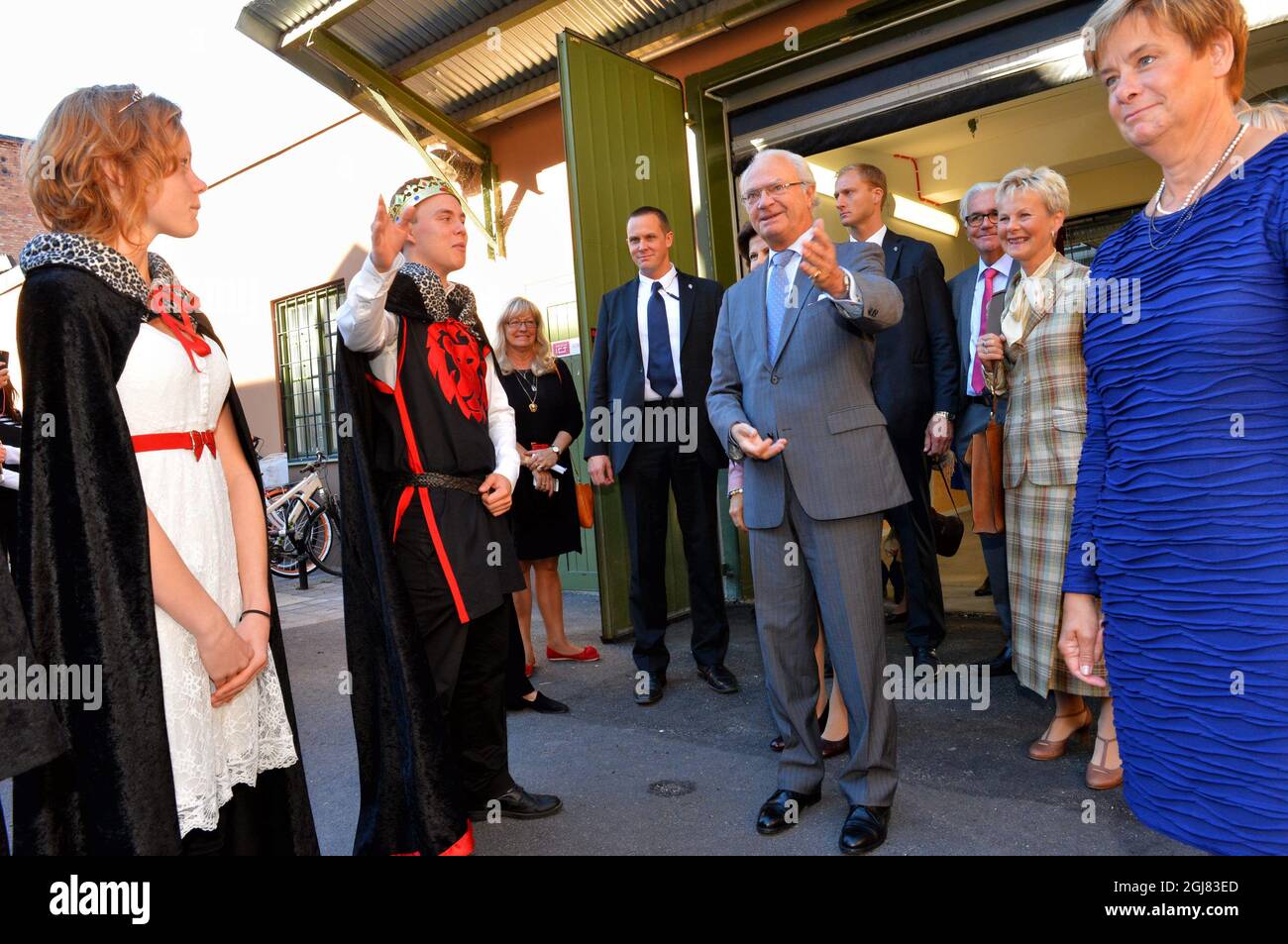 NORRKOPING 20130903 King Carl Gustaf and Queen Silvia are seen welcomed to the Campus Norrkping/Printed Electronics Arena in the city of Norrkoping, Sweden, September 3, 2013. The visit is a part of the Kings ongoing 40 year anniversary on the throne. Foto:Jonas Ekstromer / SCANPIX / Kod 10030  Stock Photo