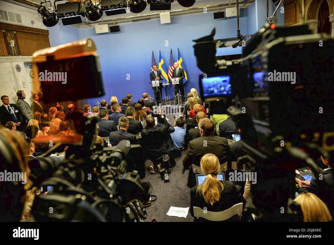 STOCKHOLM 20130904S US President Barack Obama and Swedish Prime Minister Fredrik Reinfeldt during the press conference at the Government offices in Stockholm, Sweden, September 4, 2013. President Obama is in Sweden for bilateral talks prior to a G20 summit in Russia. Foto Jonas Ekstromer / SCANPIX kod 10030 Stock Photo