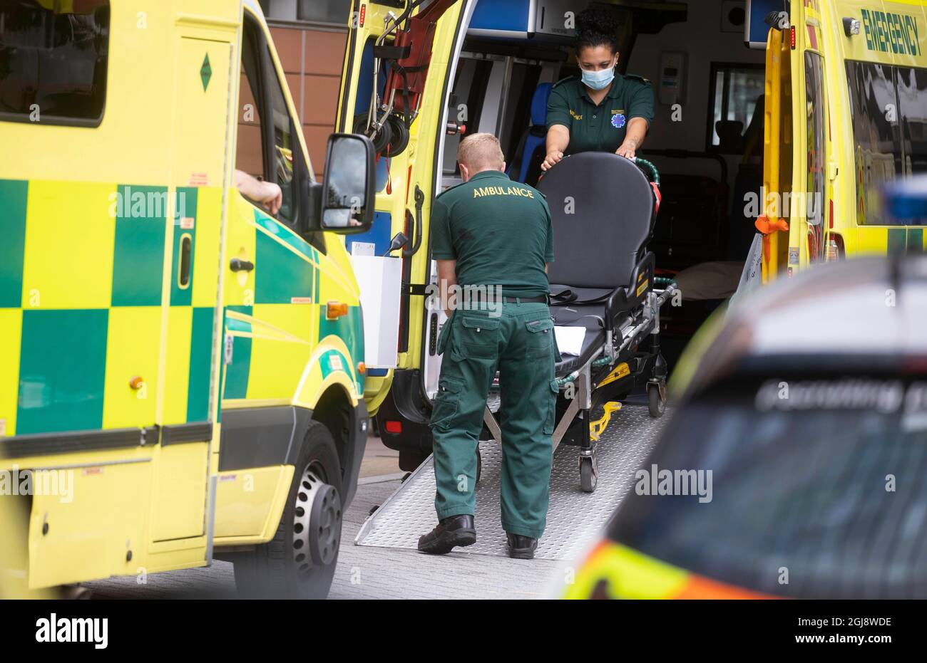 Nhs under strain hi-res stock photography and images - Alamy