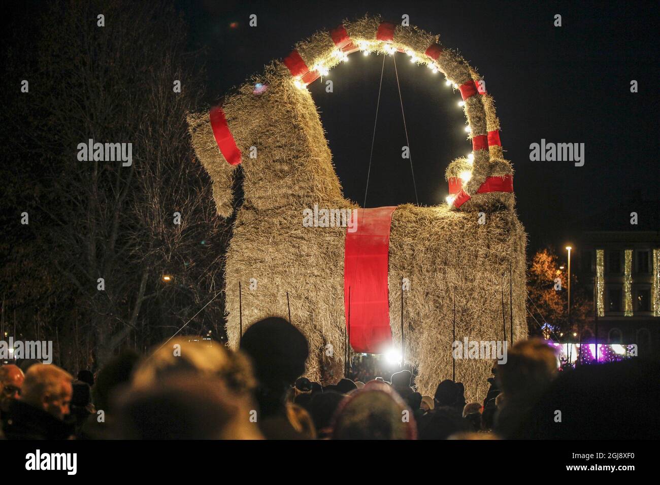 GAVLE 20141130 The giant Christmas goat (GÃƒÂ¤vlebocken) made out of