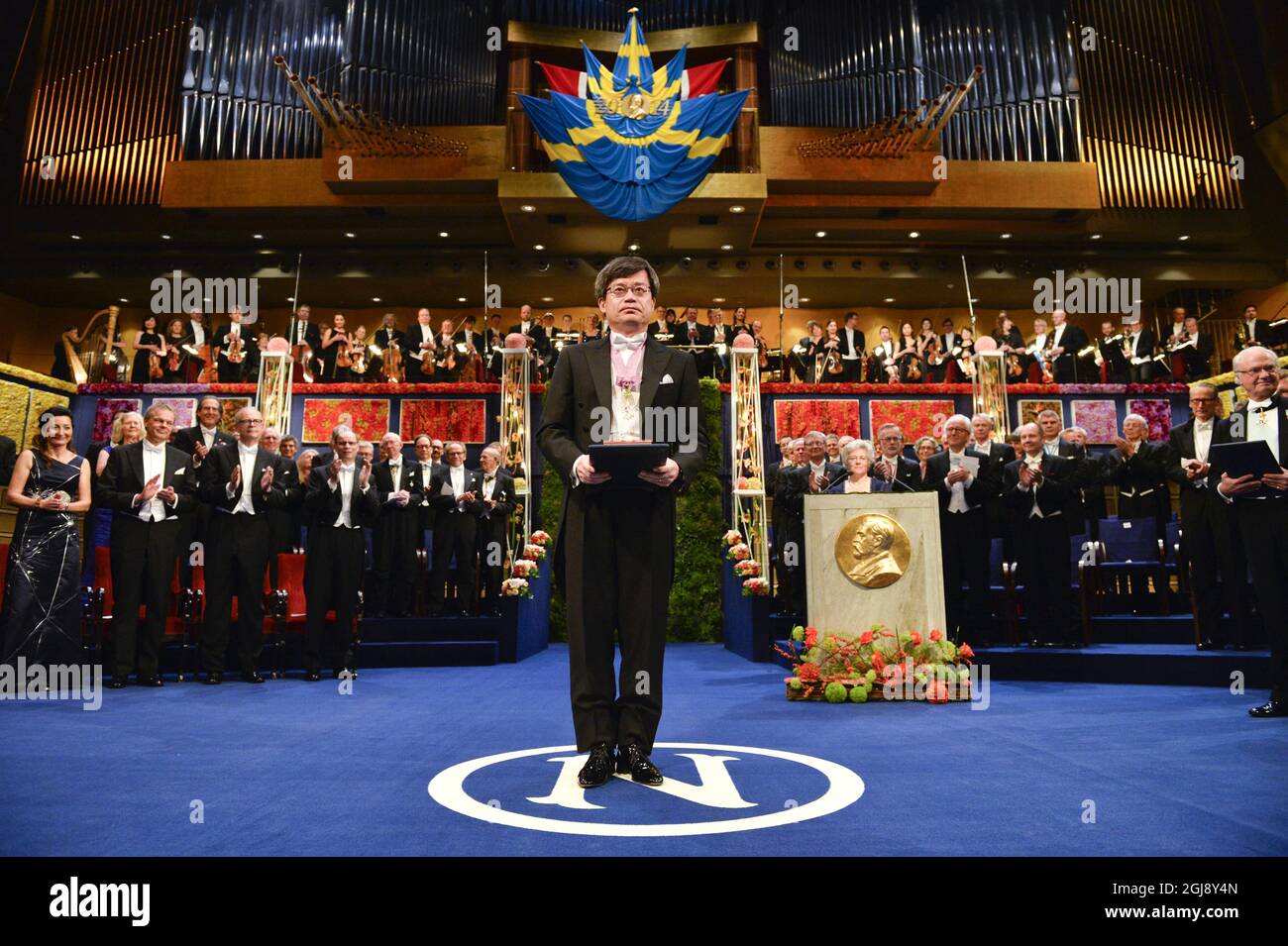 STOCKHOLM 2014-12-10 Professor Hiroshi Amano receives the Nobel Prize ...