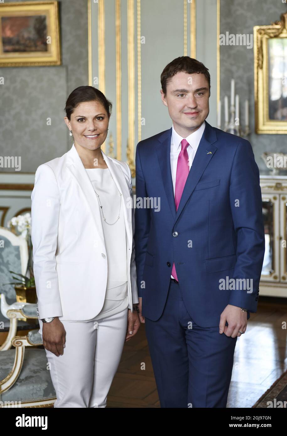STOCKHOLM 2015-05-27 Estonian PM Taavi RÃµivas (R) and Swedish Crown Princess Victoria at during a reception at the Royal Palace in Stockholm, Sweden, May 27, 2015. RÃµivas visited Sweden for bilateral talks Wednesday. Photo Bertil Ericson / TT / Code 10000 ** SWEDEN OUT ** Stock Photo