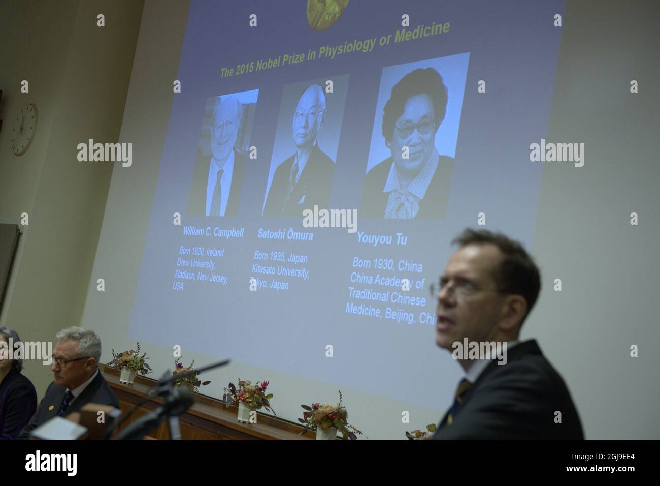 STOCKHOLM 2015-10.05 Professor Urban Lendahl, Secretary of the Nobel Committee is seen during the announcement of the The Nobel Prize in Physiology or Medicine 2015 at the karolinska Instutute in Stockholm,Sweden, October 5, 2015. The prize was awarded with one half jointly to William C. Campbell and Satoshi Omura for their discoveries concerning a novel therapy against infections caused by roundworm parasites and the other half to Youyou Tu for her discoveries concerning a novel therapy against Malaria. Foto: Fredrik Sandberg / TT kod 10080  Stock Photo