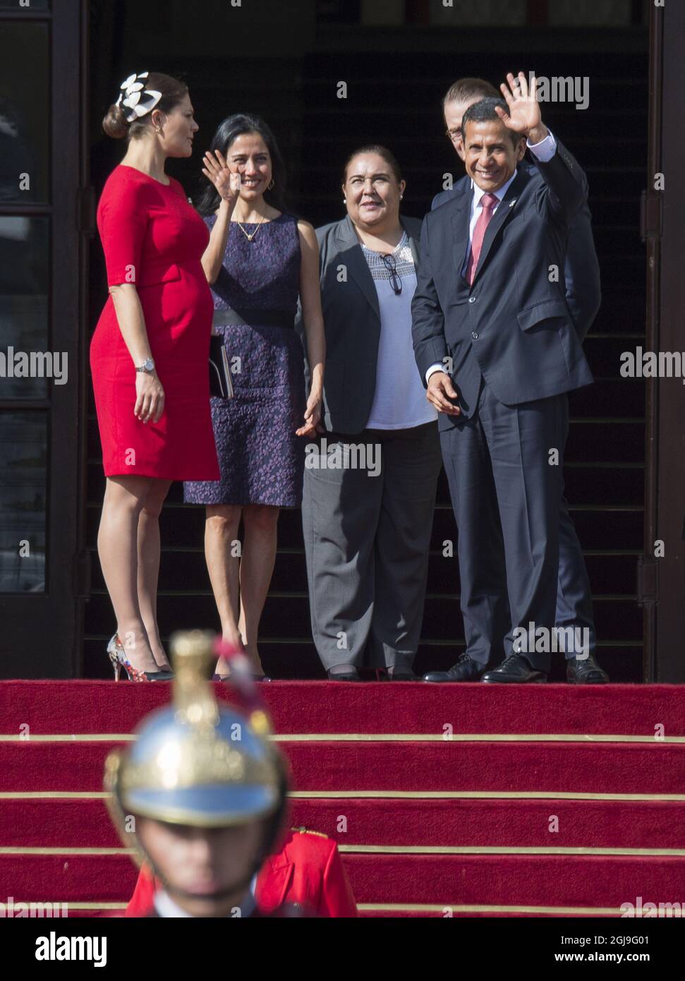 LIMA 20151019 Crown Princess Victoria and Prince Daniel are being welcomed by President Ollanta Humala to the presidential palace in Lima Peru, October 19, 2016.The Swedish Crown Princess Couple is on a five day day visit to Peru and Colombia Foto Jonas Ekstromer / TT / kod 10030  Stock Photo