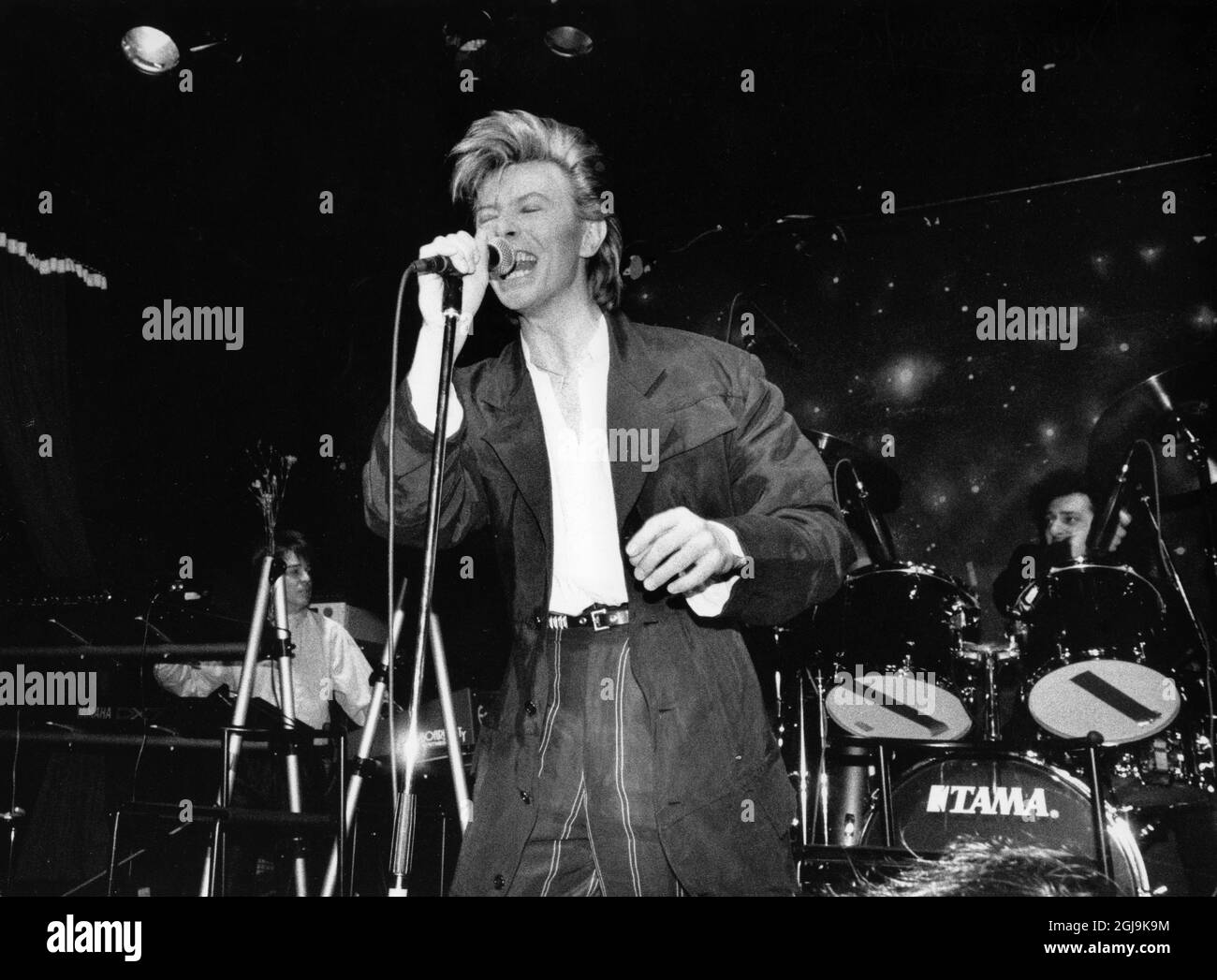 ARKIV STOCKHOLM 1987-03-28 David Bowie performes at the Ritz