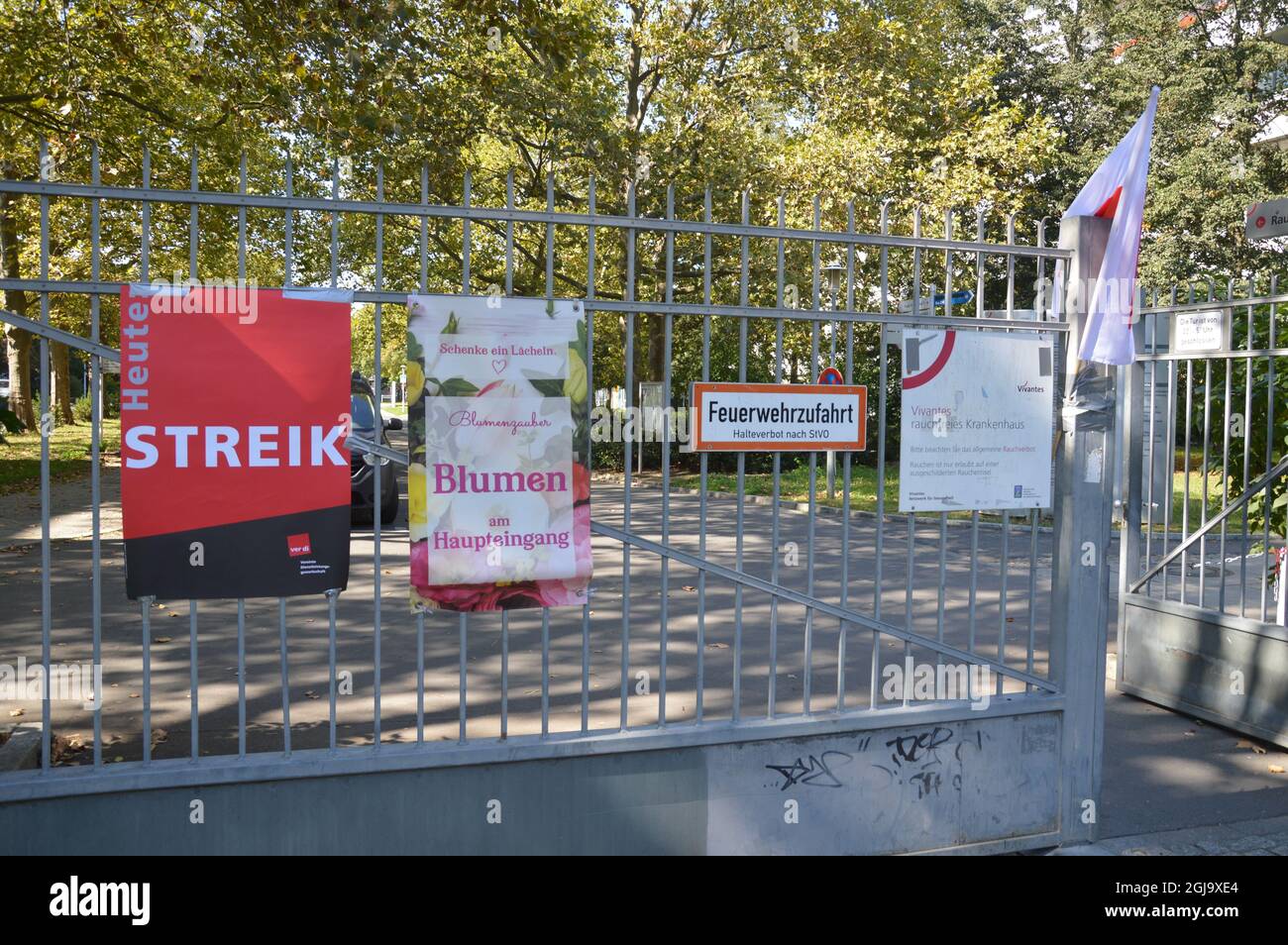 Nursing staff at Berlin´s state-owned Vivantes hospitals on strike - Photos: Vivantes Auguste Viktoria Clinic in Schoeneberg, Berlin, Germany - September 9, 2021. Stock Photo