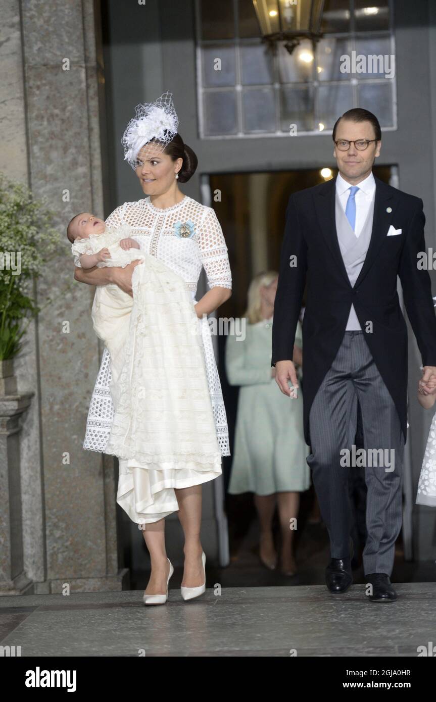 STOCKHOLM 20160527 Prince Daniel Crown Princess Victoria with Prince