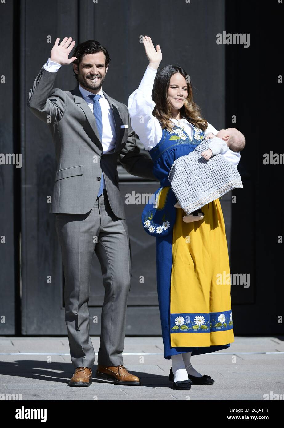 STOCKHOLM 2016-06-06 Prince Carl Philip, Prince Alexander and Princess Sofia open the doors to the Royal Palace in Stockholm for the 'Open Palace' event during the National Day of Sweden celebrations in Stockholm, Sweden, June 6, 2016. During 'Open Palace' the public is invited to visit the Royal Palace in Stockholm and take part of guided tours. Photo Maja Suslin / TT / Kod 10300 ** SWEDEN OUT ** Stock Photo