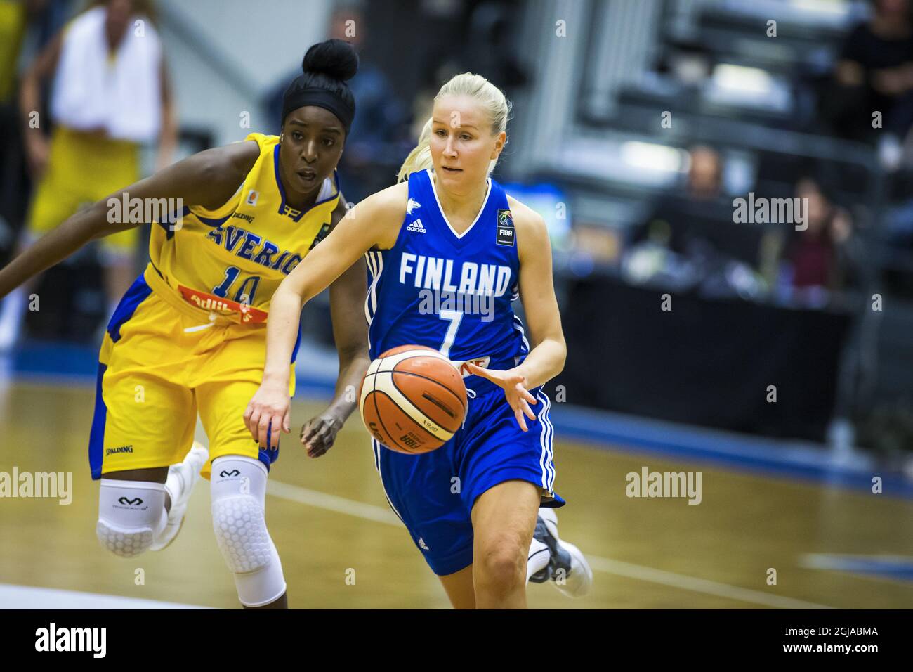 Finlands Anni Makitalo (7) is chased by Sweden's Binta Drammeh (10) during the FIBA women's Eurobasket qualification group I match between Sweden and Finland at Lulea Energi Arena in Lulea in northern Sweden, on Nov. 23, 2016. Photo: Robert Nyholm / TT / code 11435  Stock Photo