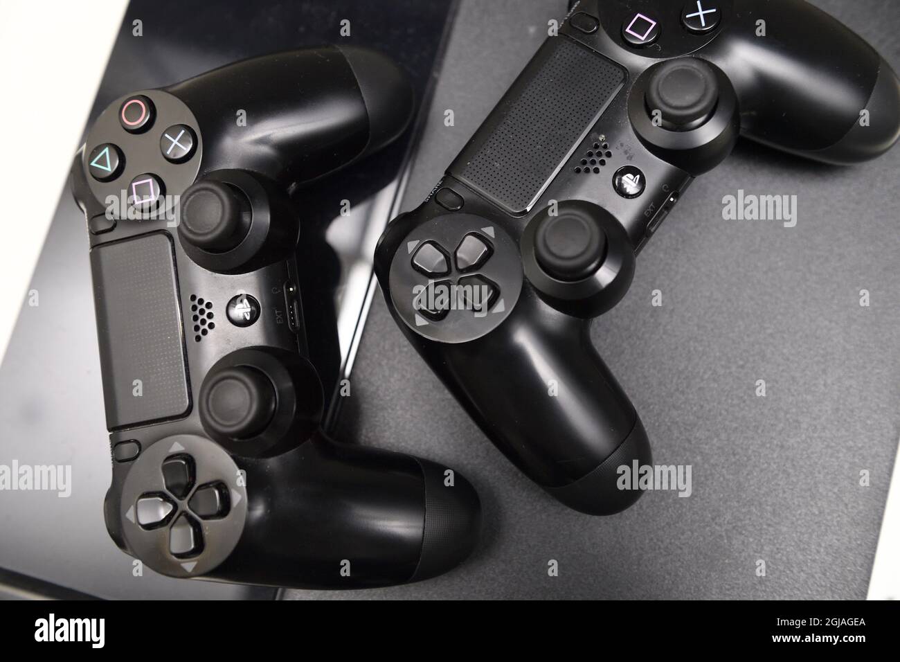 STOCKHOLM Playstation 4, PS4, console Foto: Henrik Montgomery / TT kod 10060 Photo - Alamy