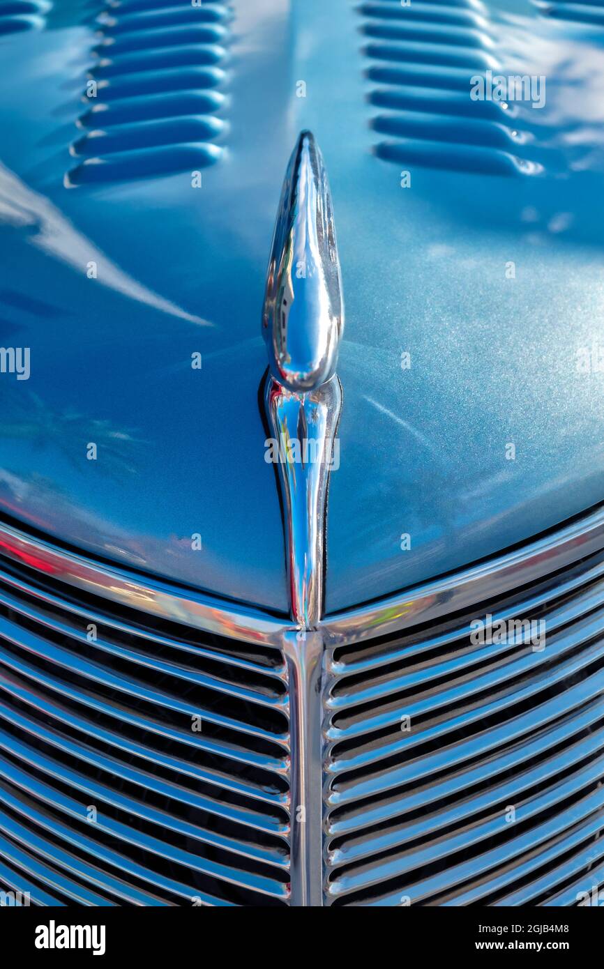 Ford classic car grill Stock Photo Alamy