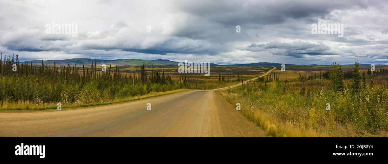 USA, Alaska. Panoramic view of the Dalton Highway to Prudhoe Bay on the North Slope. Stock Photo