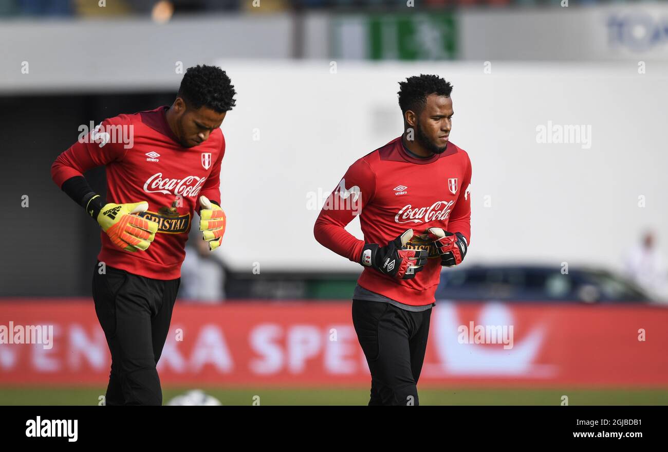 Peruvian goalkeepers Pedro Gallese (L) and Carlos Caceda enters the pitch prior to the international friendly soccer match between Sweden and Peru at Ullevi staduium i Gothenburg, Sweden, on June 9, 2018. Photo: Pontus Lundahl / TT / code 10050  Stock Photo