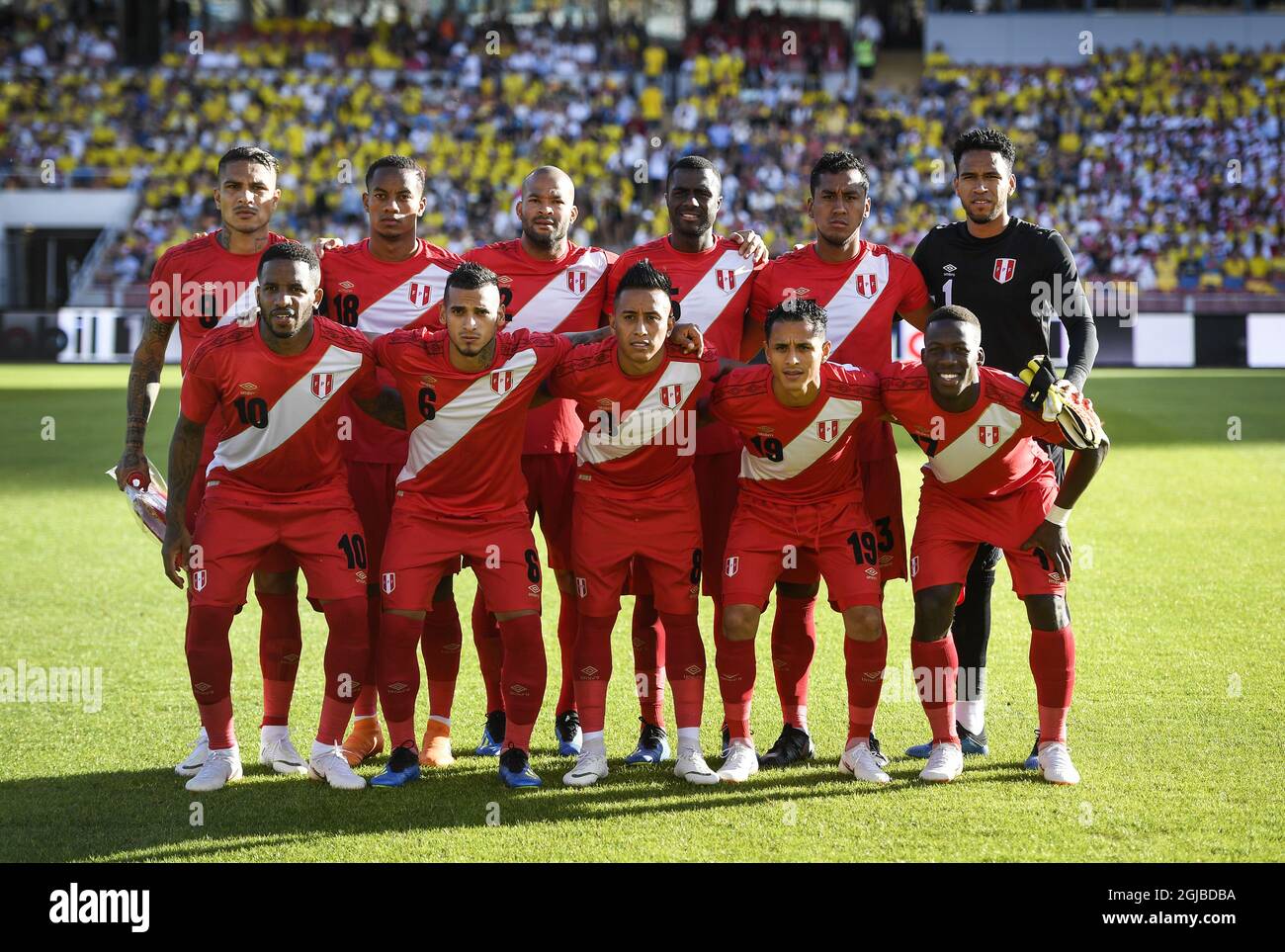 ADDING PLAYERS NAMES Peruvian players pose for a team picture prior to the international friendly soccer match between Sweden and Peru at Ullevi staduium i Gothenburg, Sweden, on June 9, 2018. Back row L-R: Paolo Guerrero, AndrÃ© Carrillo, Albert Rodriguez, Christian Ramos, Renato Tapia och Pedro Gallese. Front row L-R: Jefferson Farfan, Miguel Trauco, Christian Cueva, Yoshimar Yotun och Luis Advincula . Photo: Pontus Lundahl / TT / code 10050  Stock Photo