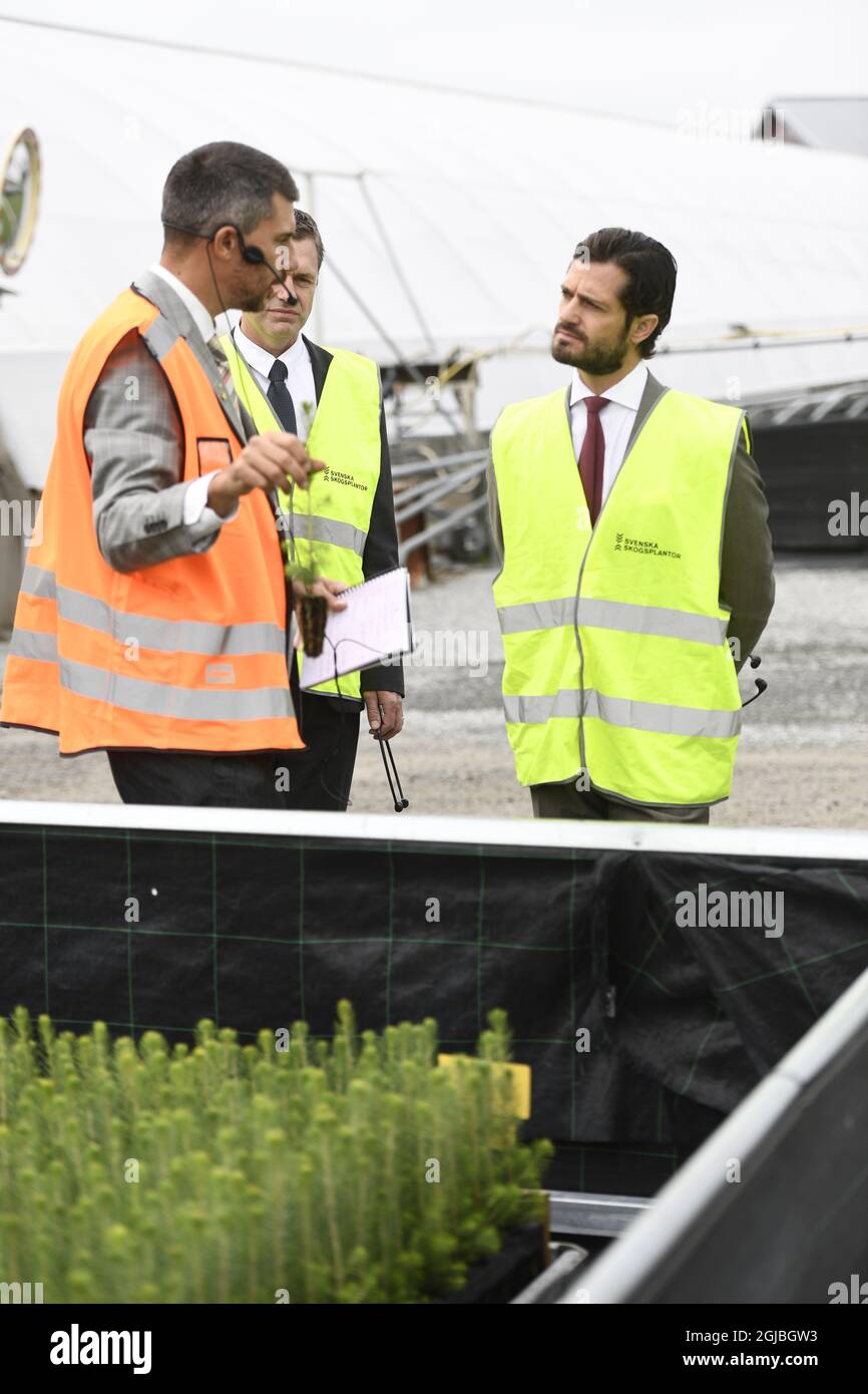 BALSTA 2018-09-05 Prins Carl Philip besoker Lugnets plantskola i Balsta. Foto Henrik Montgomery/TT kod 10060  Stock Photo