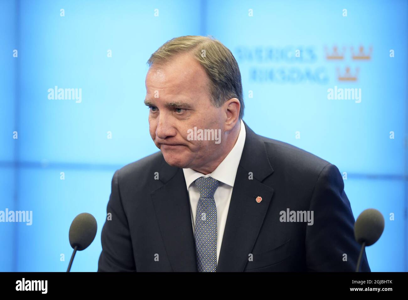 Swedish Prime Minister Stefan Lofven speaks to the press after he was ousted in no-confidence vote in the Swedish Parliament Riksdagen Tuesday 25 September. A total of 204 of Sweden's 349 members of parliament voted no to Lofven as prime minister. Photo: Anders Wiklund / TT kod 10040 Stock Photo