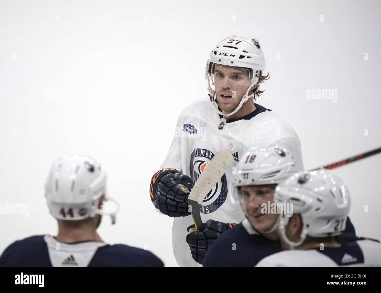 Connor mcdavid 2018 hi-res stock photography and images - Alamy
