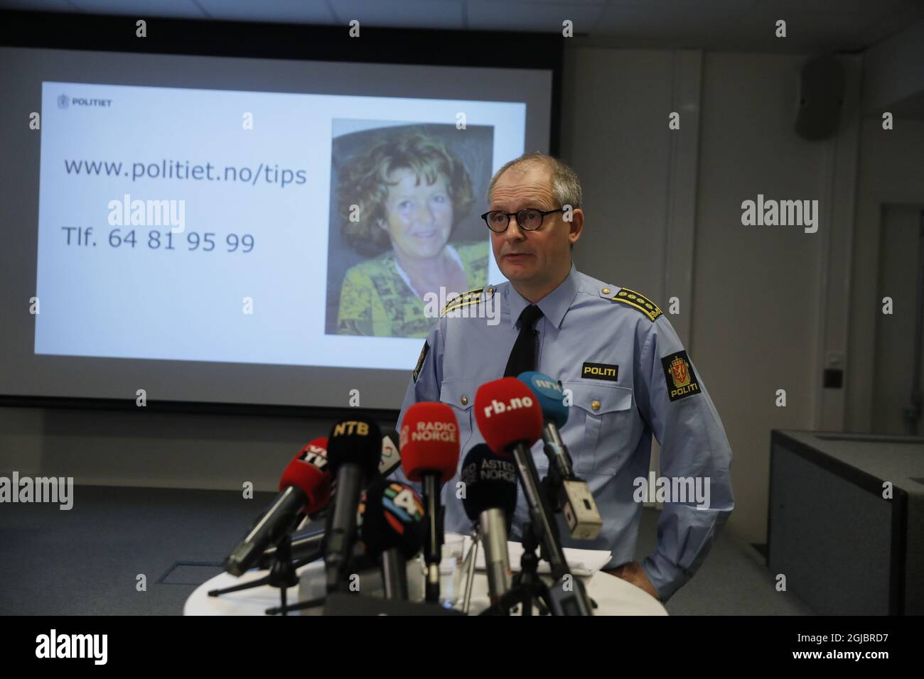 Anne-Elisabeth Falkevik Hagen, wife of Tom Hagen, one of Norway's richest businessmen, has been missing for ten week. Investigators search the property. Tommy Broske chairs a conference Stock Photo