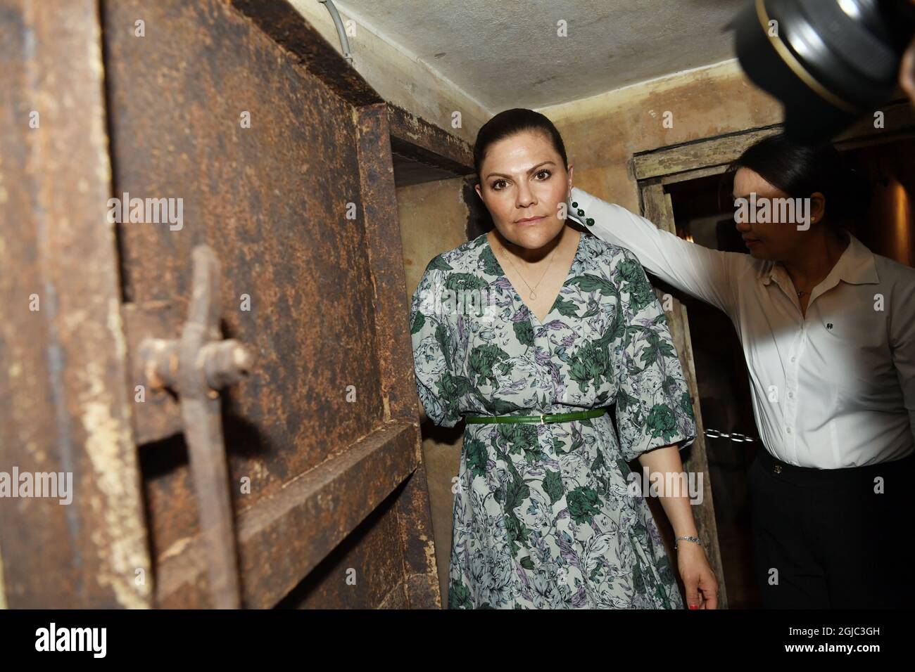 Crown Princess Victoria in old war shelter at the hotel Metropol. during the visit to Hanoi, Vietnam, Monday, May 6, 2019. Crown Princess Victoria and Prince Daniel are is visiting Vietnam for three days and are going to participate in the Sweden–Vietnam Business Summit Foto: Jonas Ekstromer / TT kod 10030 Stock Photo