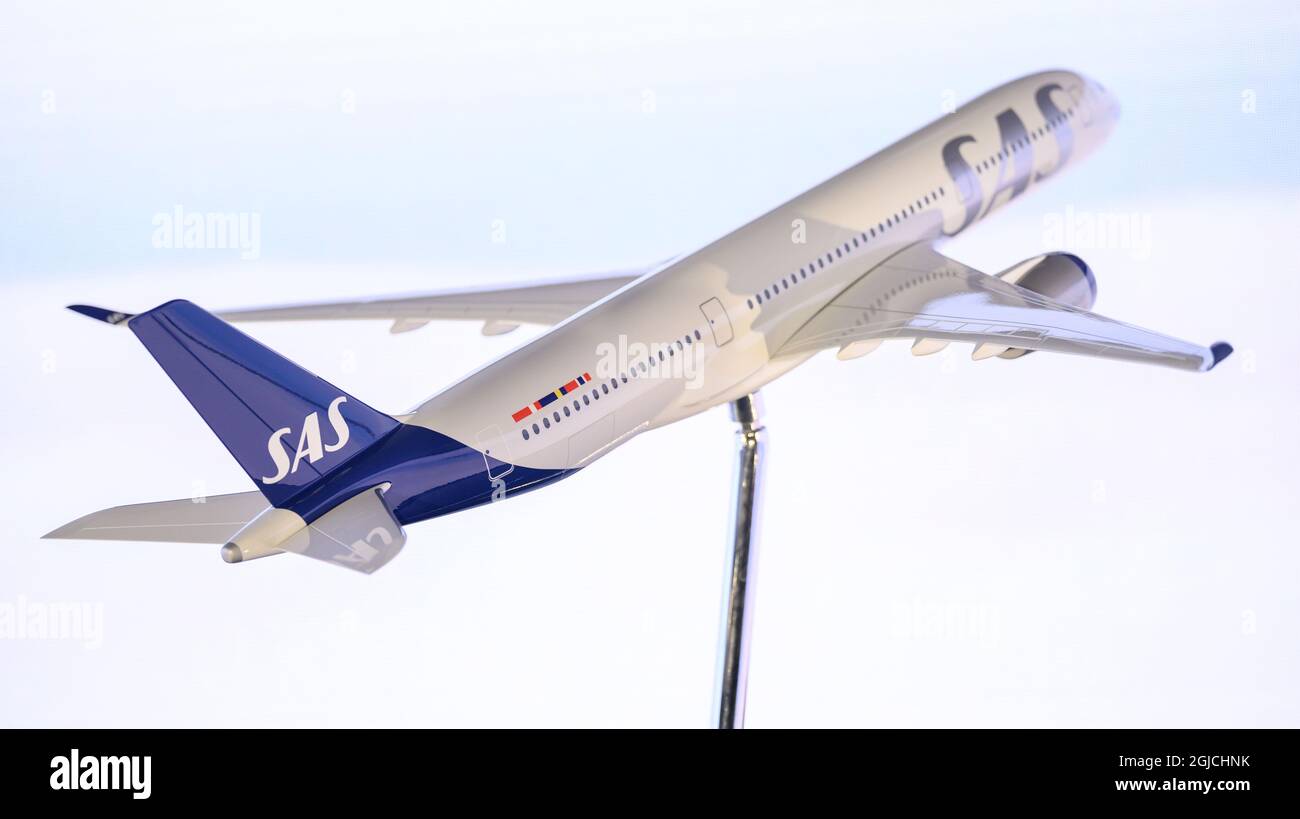A model of an Airbus 350 with the airlines new logotype and colors ...