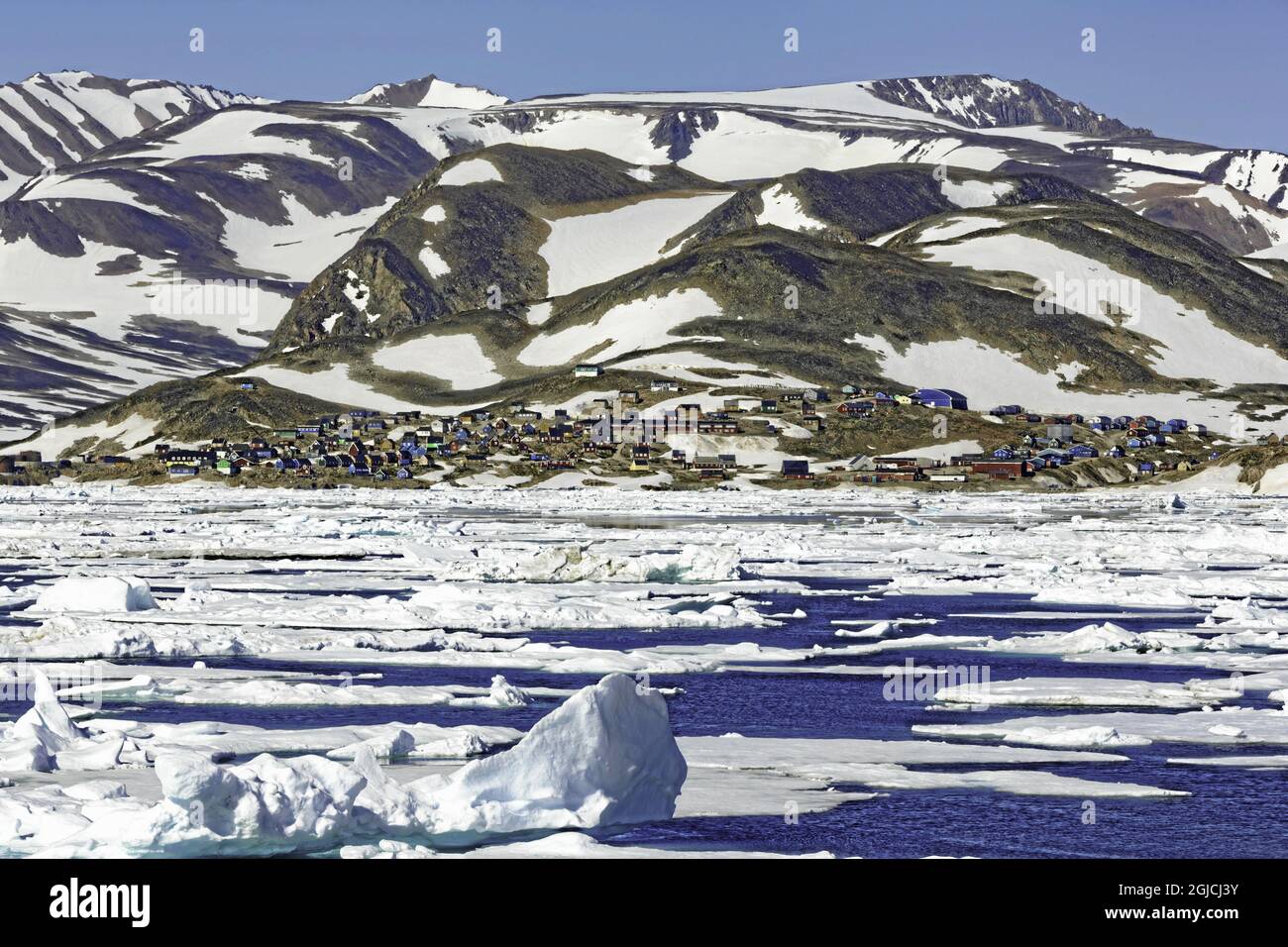 The village of Ittoqqortoormiit, , Sermersooq county Scorebysund, Greenland,Arctic Ocean, , climate change planet environment global heating Foto: Helena Larsson / TT/ kod 2727 Stock Photo