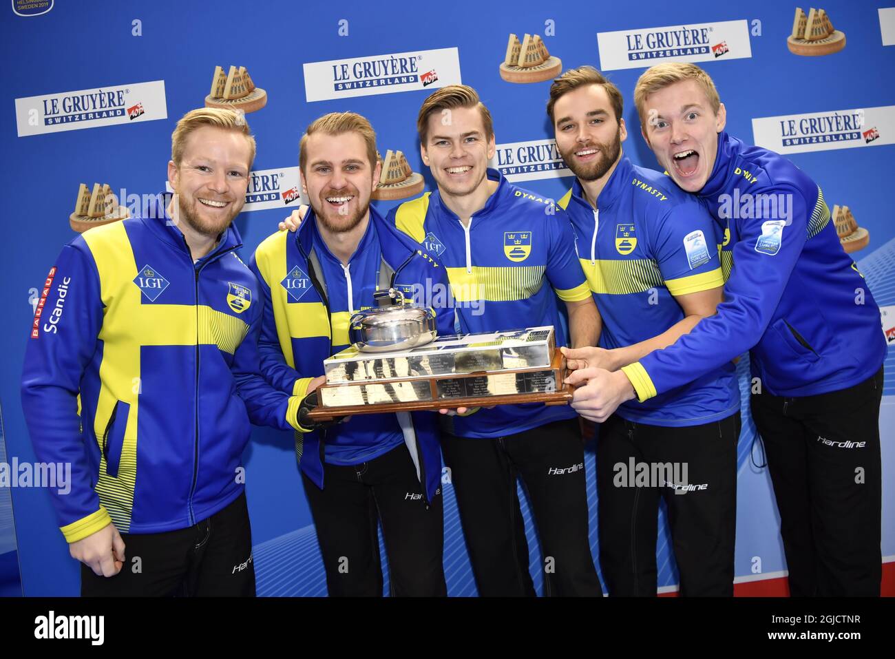 Magnusson sponsoring the winner of Startup World Cup Finland 2019 -  Magnusson