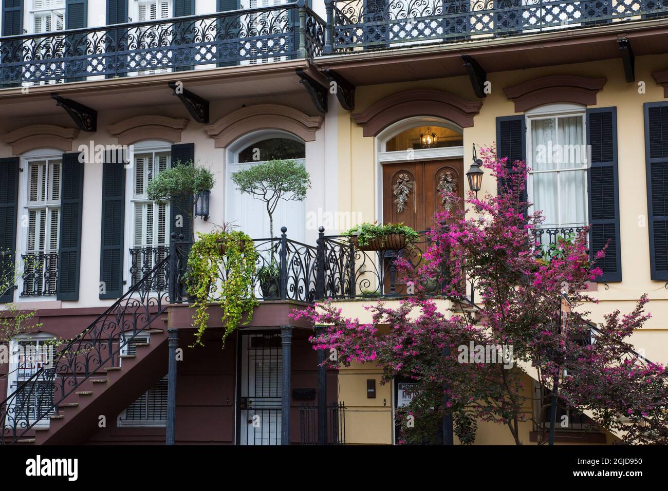 Savannah georgia historic district hi-res stock photography and images ...