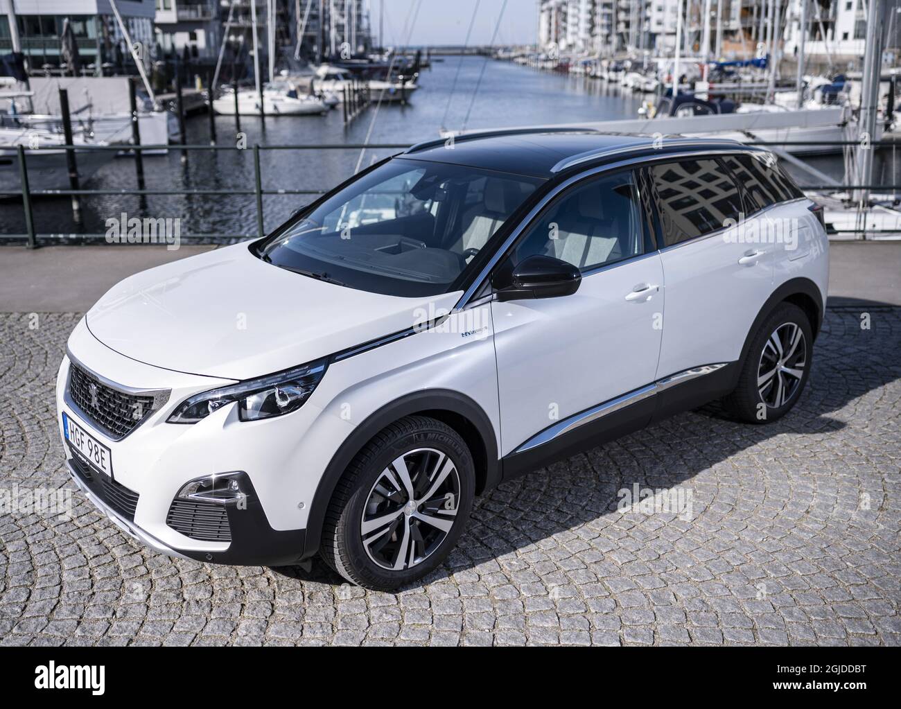 Peugeot 3008 Suv Plug In Hybrid Photo Johan Nilsson Tt Code 50090 Stock Photo Alamy