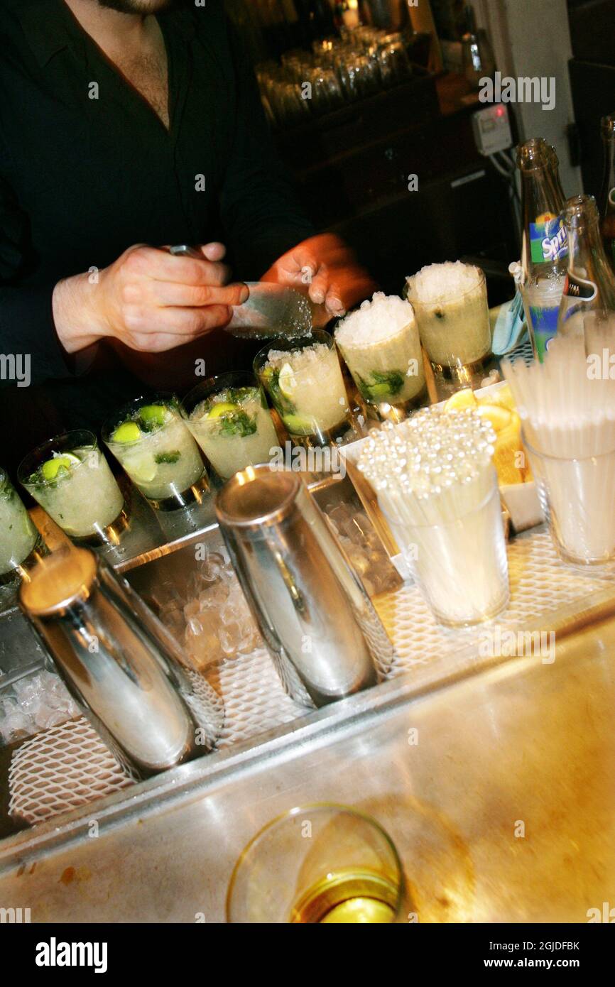 Bar life at the Riche restaurant in Stockholm, Sweden Foto: Anna Simonsson / SCANPIX . Stock Photo