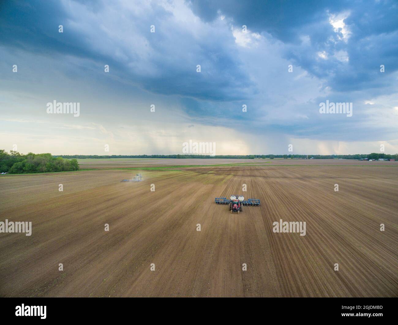 Corn field usa aerial hires stock photography and images Alamy