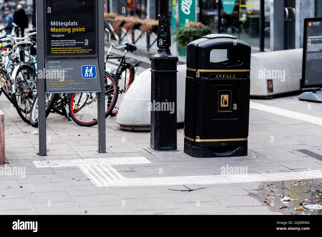 Tactile paving, tactile guideways for the visually impaired, blind ...