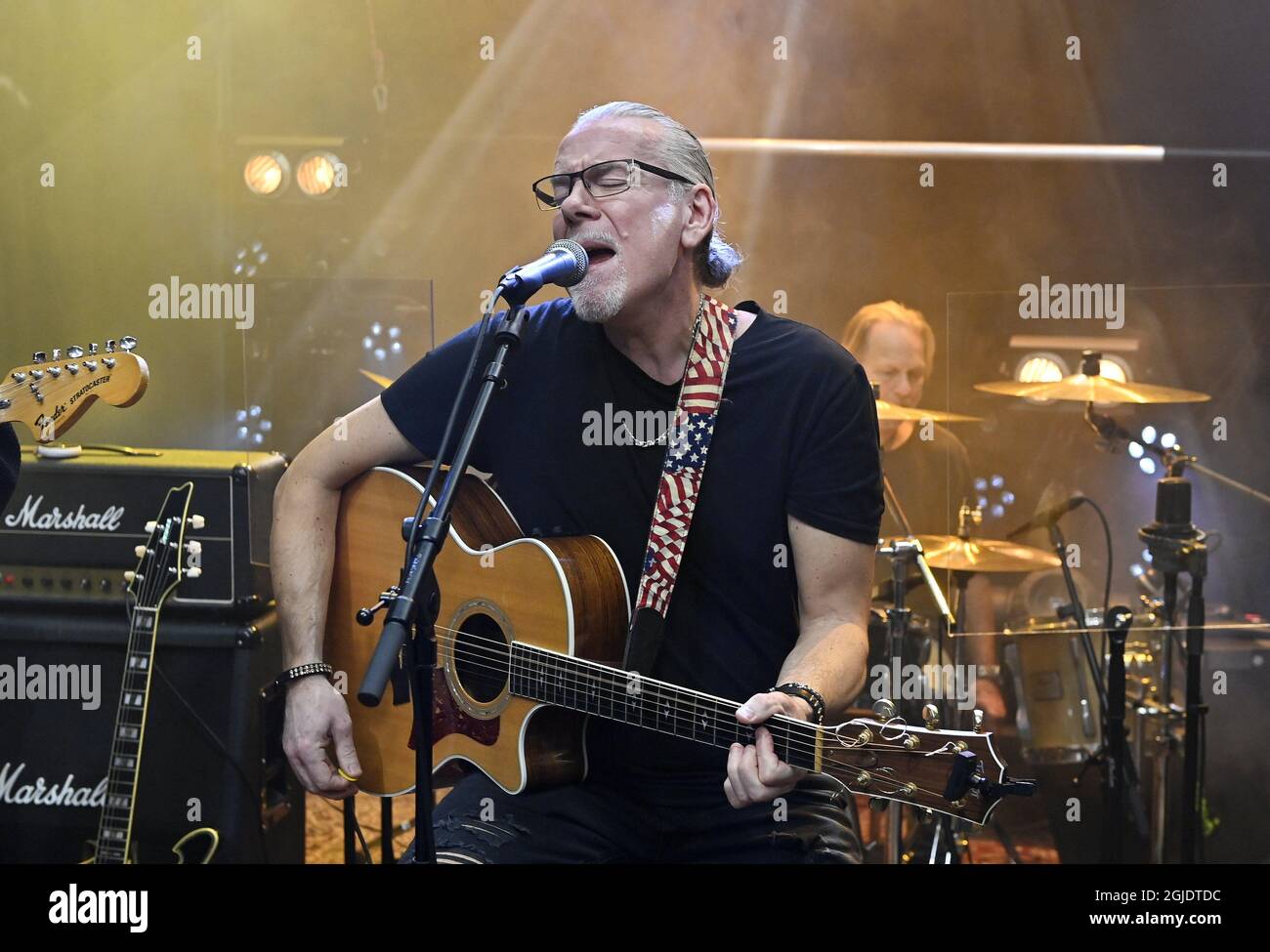 Alien band hi-res stock photography and images - Alamy
