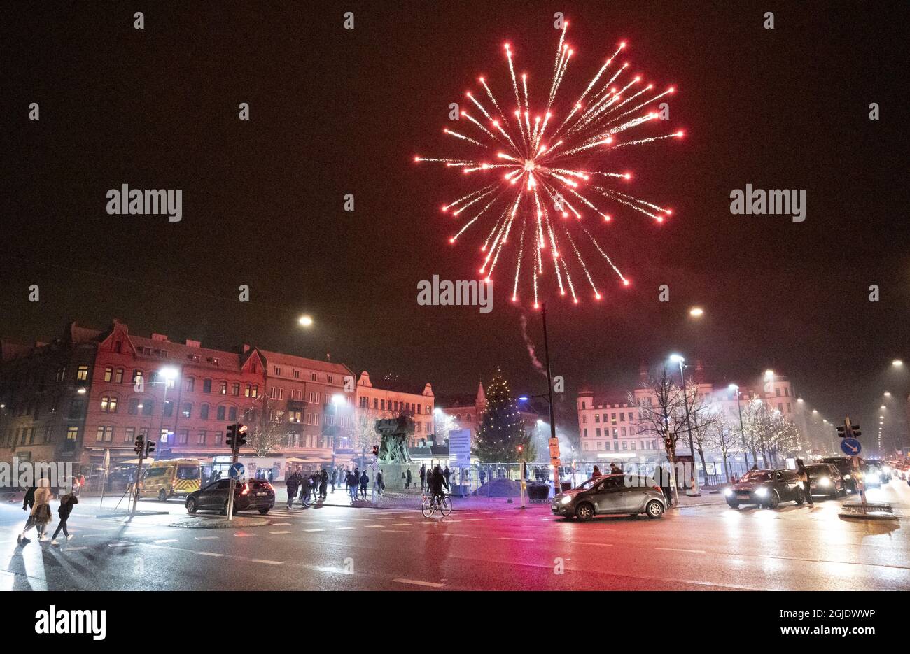 New Yearu0027s Eve celebrations with fireworks at Mollevangstorget in 