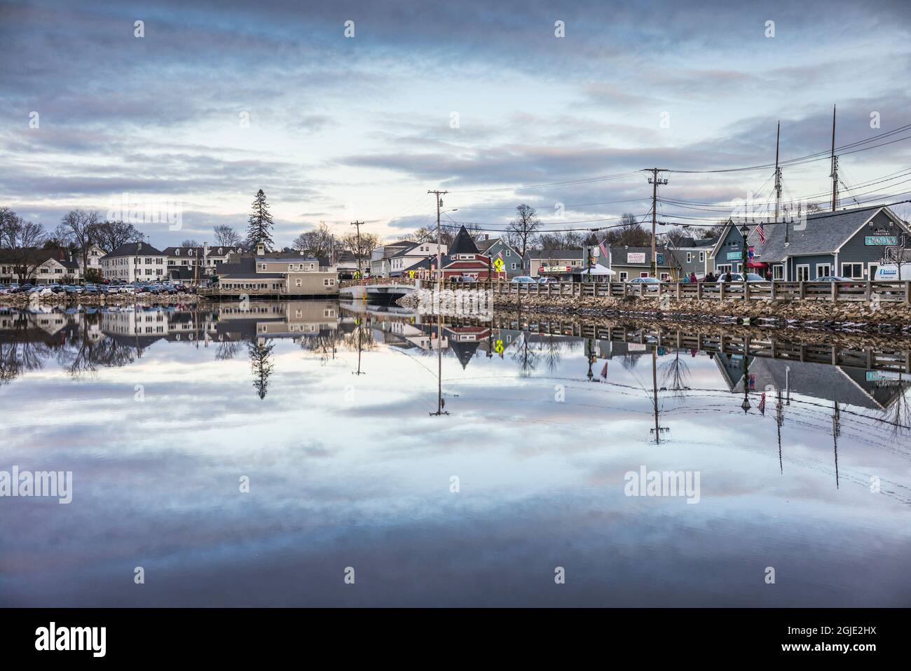 USA, Maine, Kennebunkport. Village reflection Stock Photo Alamy
