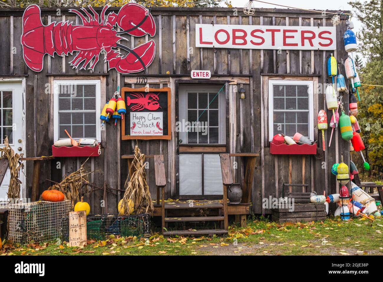 USA, Maine, Mt. Desert Island, Eden, traditional lobster shack seafood restaurant, autumn Stock Photo