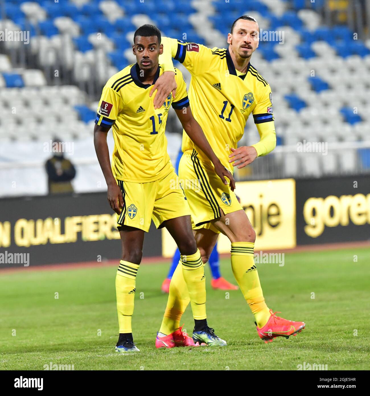 Alexander Isak och Zlatan Ibrahimovic during the World Cup