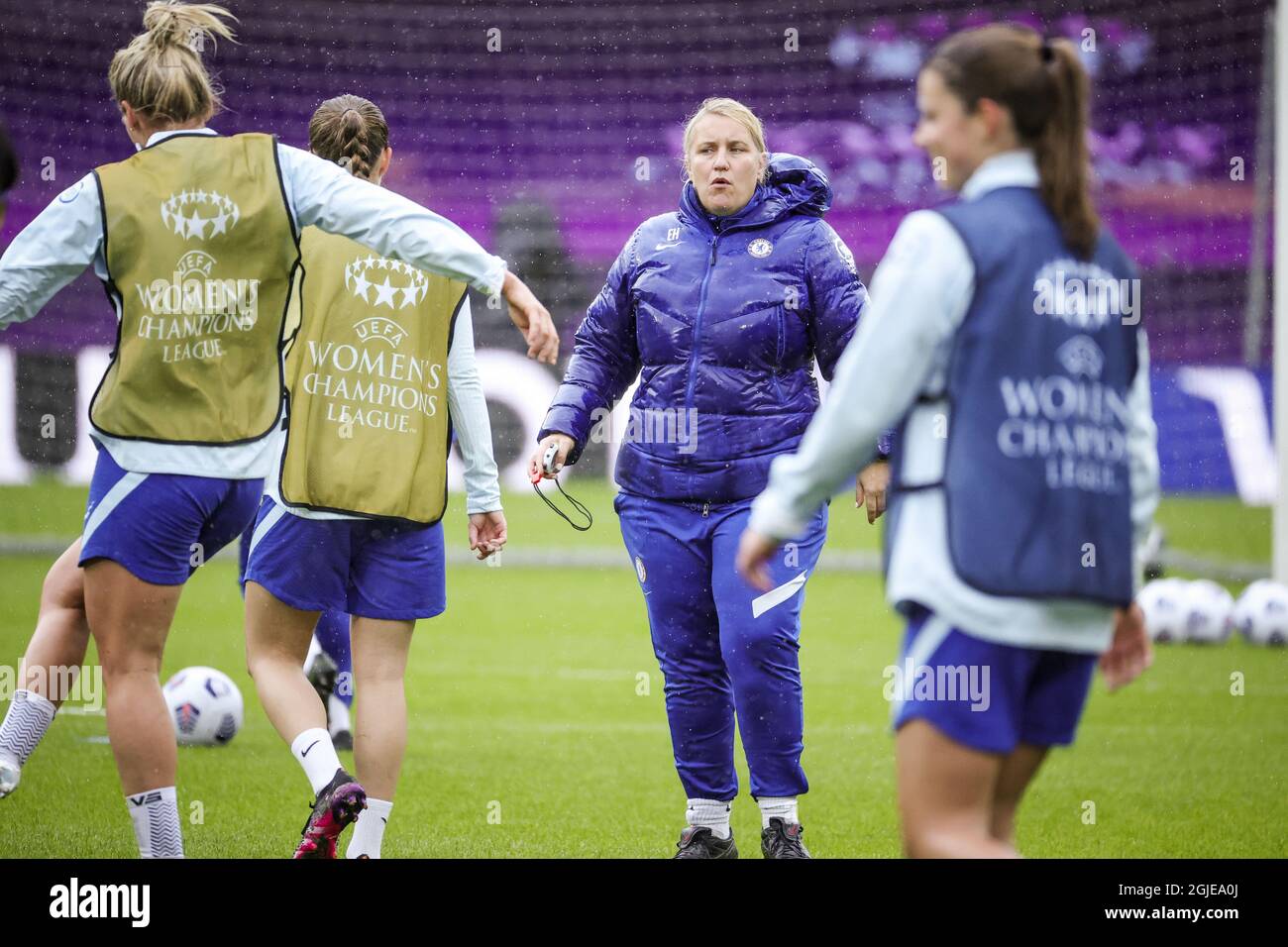 Chelsea S Head Coach Emma Hayes C In Action During A Training Session On The Eve Of The Uefa Women S Champions League Final Between Chelsea Fc And Fc Barcelona In Gothenburg Sweden On