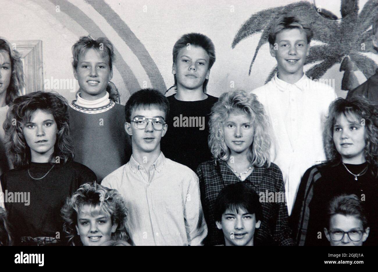 Daniel Westling (back row in the middle), newly engaged to Crown Princess Victoria, pictured with his school class in grade 9 (15 years old) Stock Photo